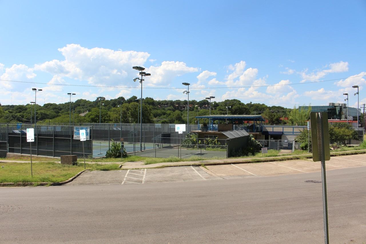 2309 Shoal Creek Blvd - Photo 3 of 46