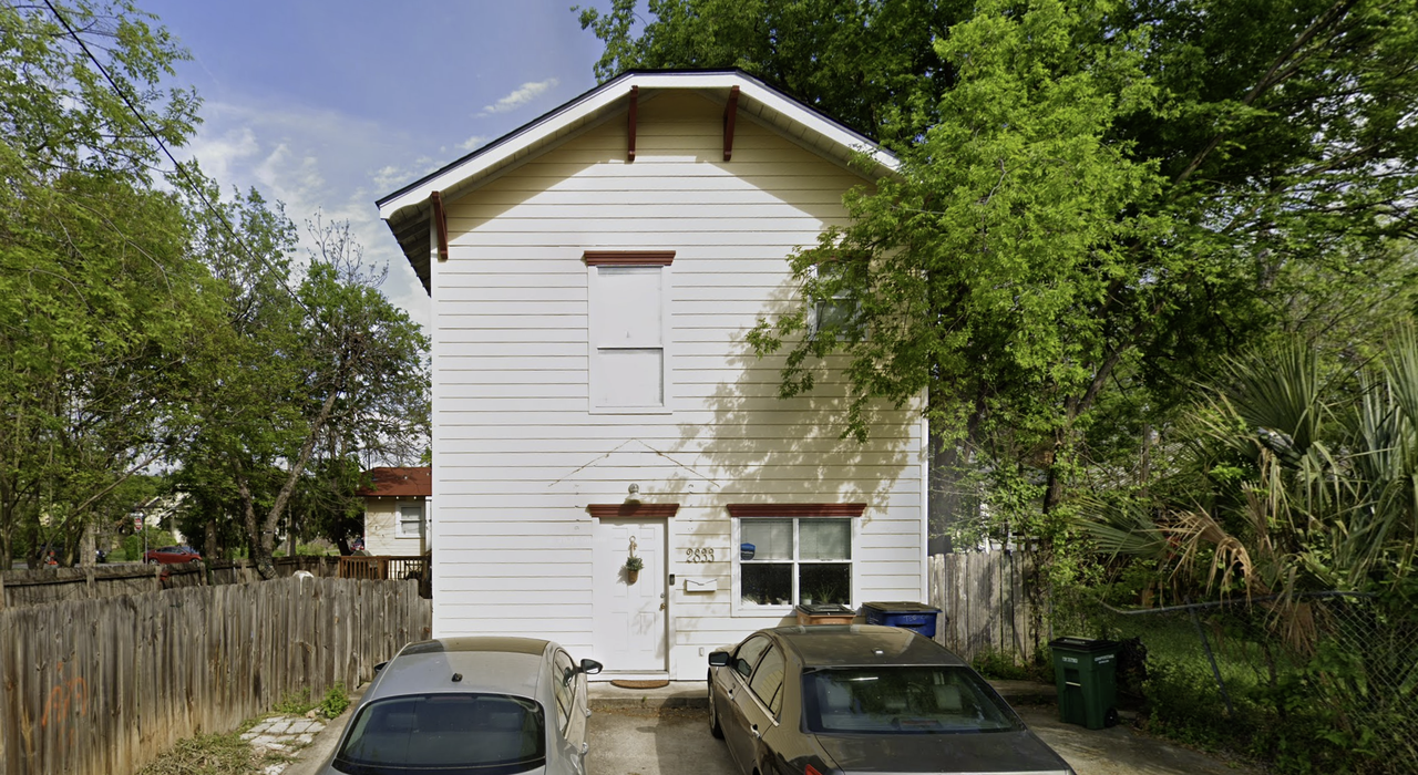 2833 San Pedro St - Photo 2 of 25