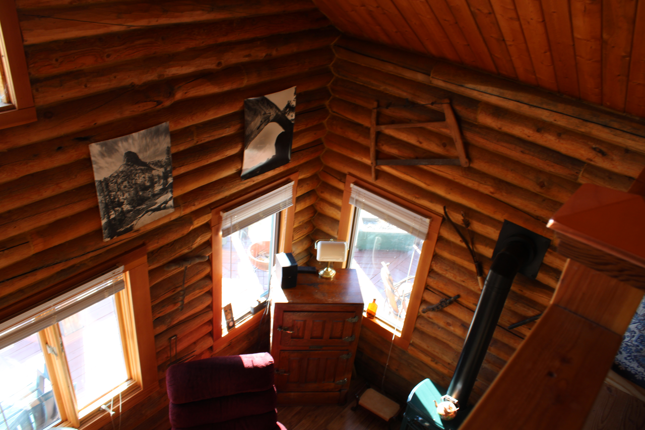 1347 Leigh Creek Estates Rd - Photo 2 of 10