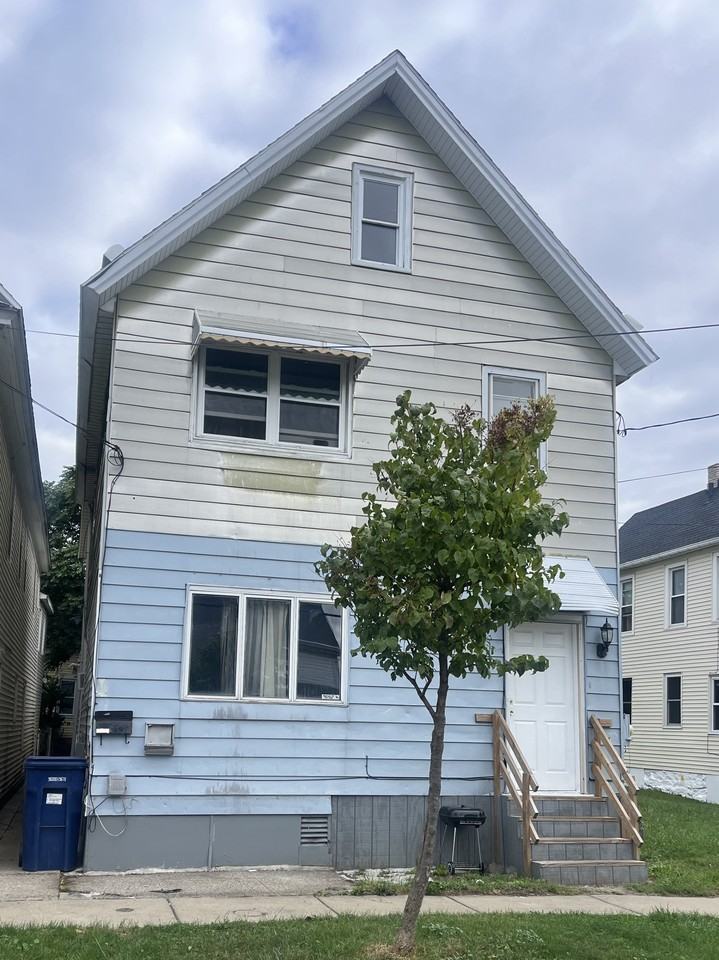 64 Oconnell Ave - Photo 3 of 8