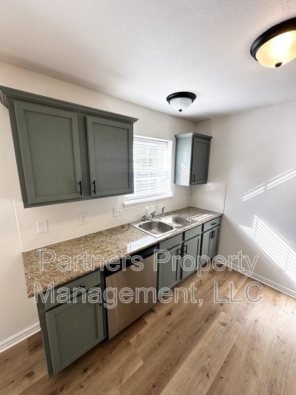 12267 Rambling Rose Way - Photo 4 of 20