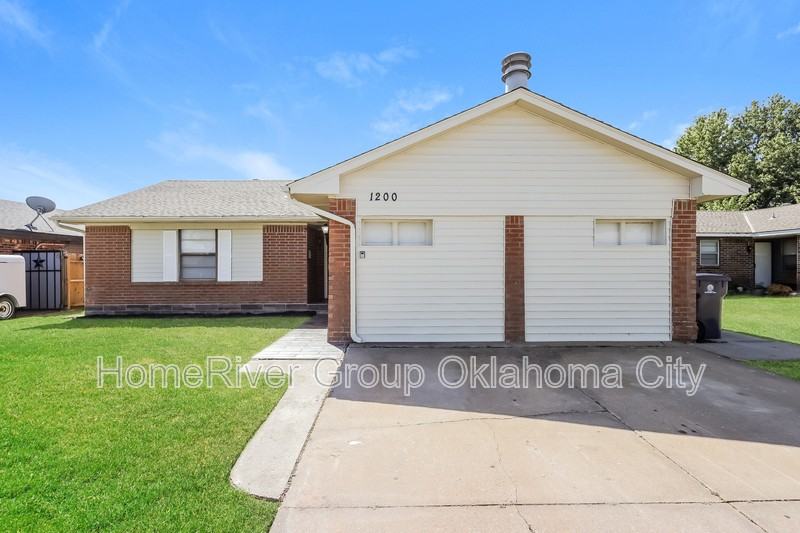 1200 Sw 77th Pl - Photo 2 of 21