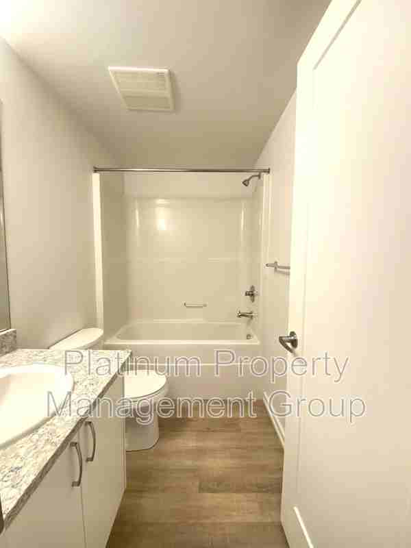 450 8 Ave Se #205 - Photo 3 of 21