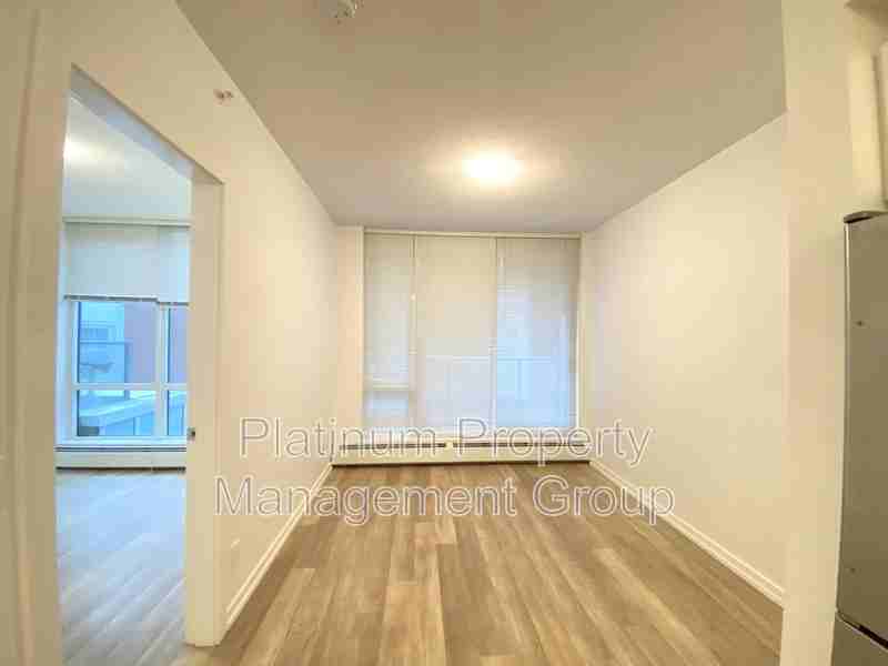 450 8 Ave Se #205 - Photo 5 of 21