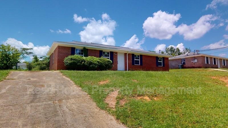 107 Nann St - Photo 3 of 21