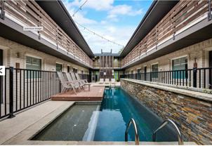 Vintage - Photo 1 of 1