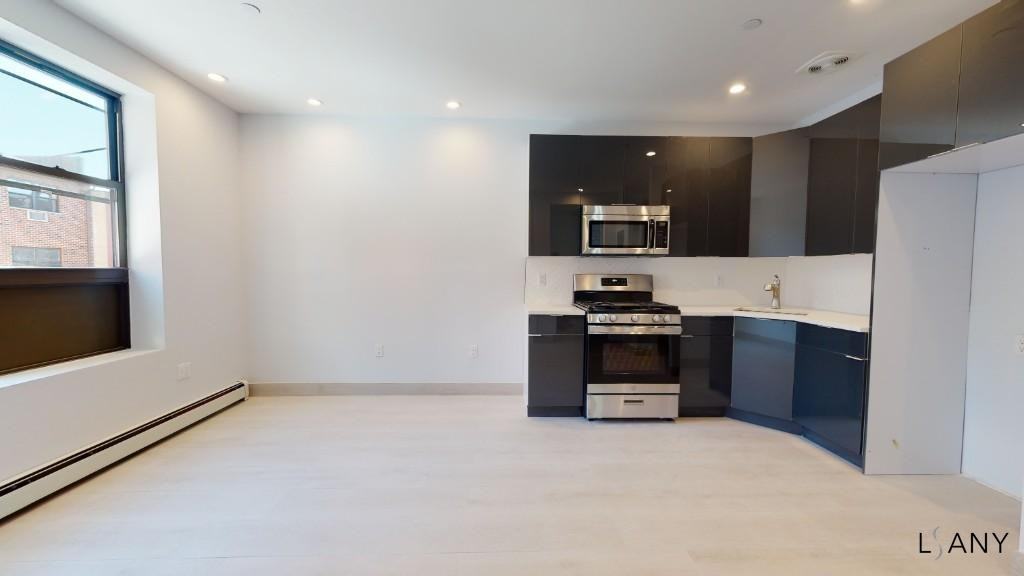 2110 Hughes Ave #4A - Photo 3 of 9