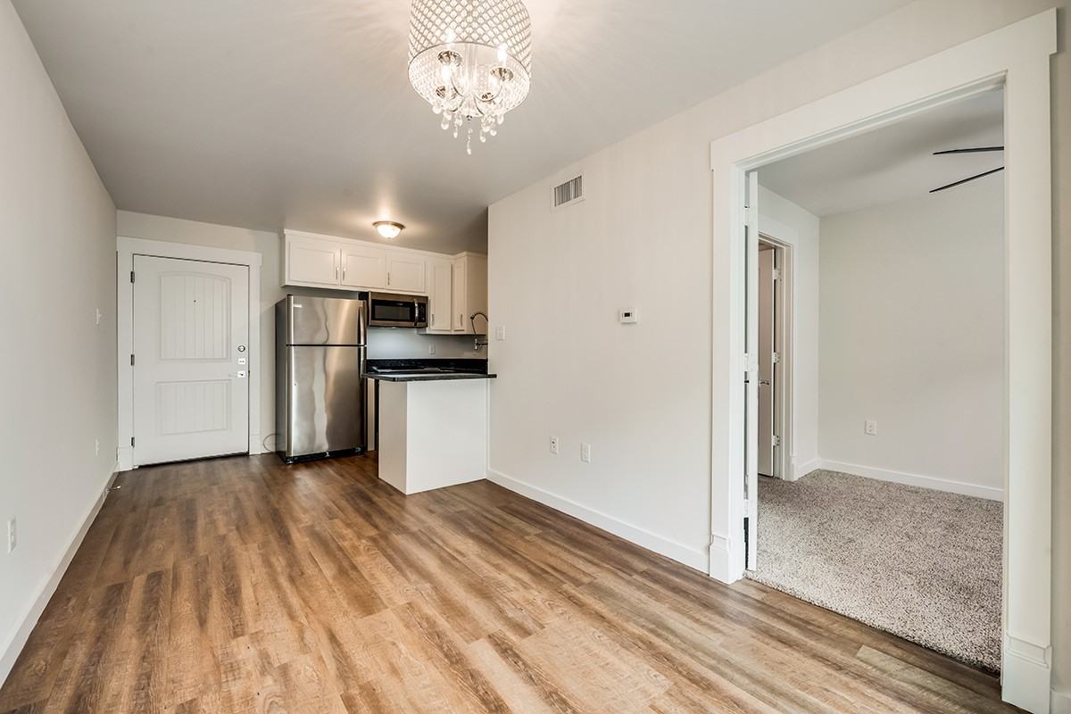 San Jacinto Apartments - Photo 7 of 77