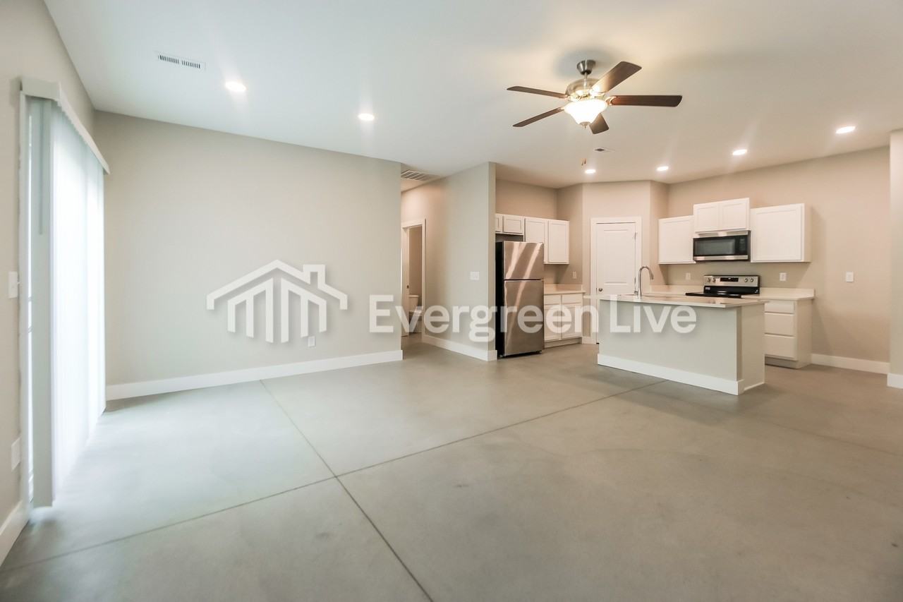 119 Santa Fe Circle - Photo 3 of 15