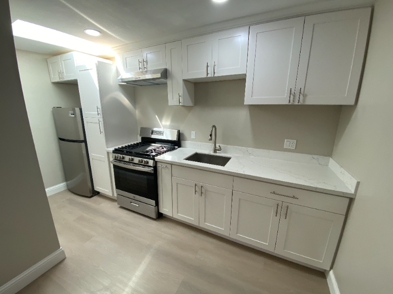 537 5th Ave - Photo 3 of 7