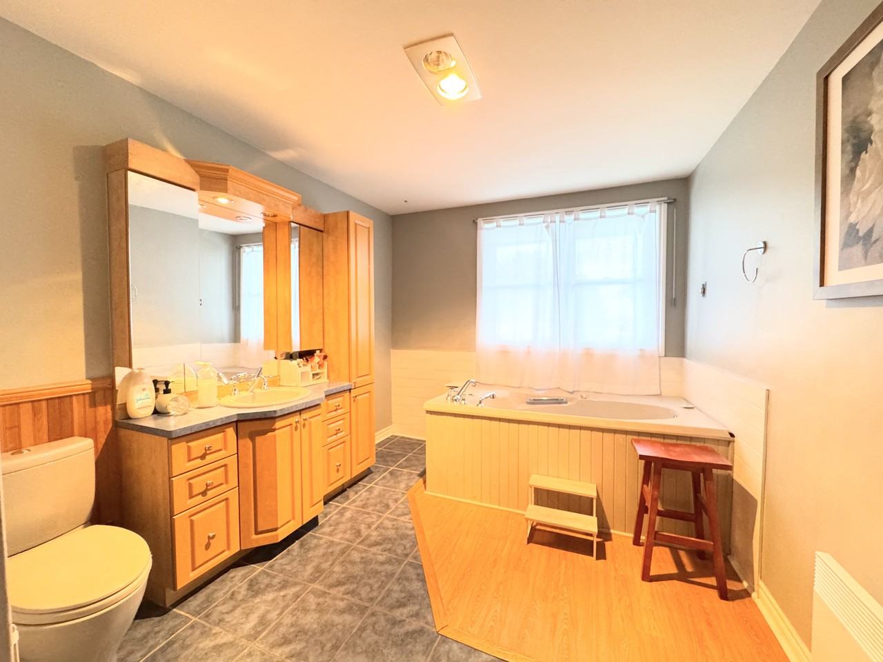 12880 Rue Notre-Dame Est - Photo 3 of 14