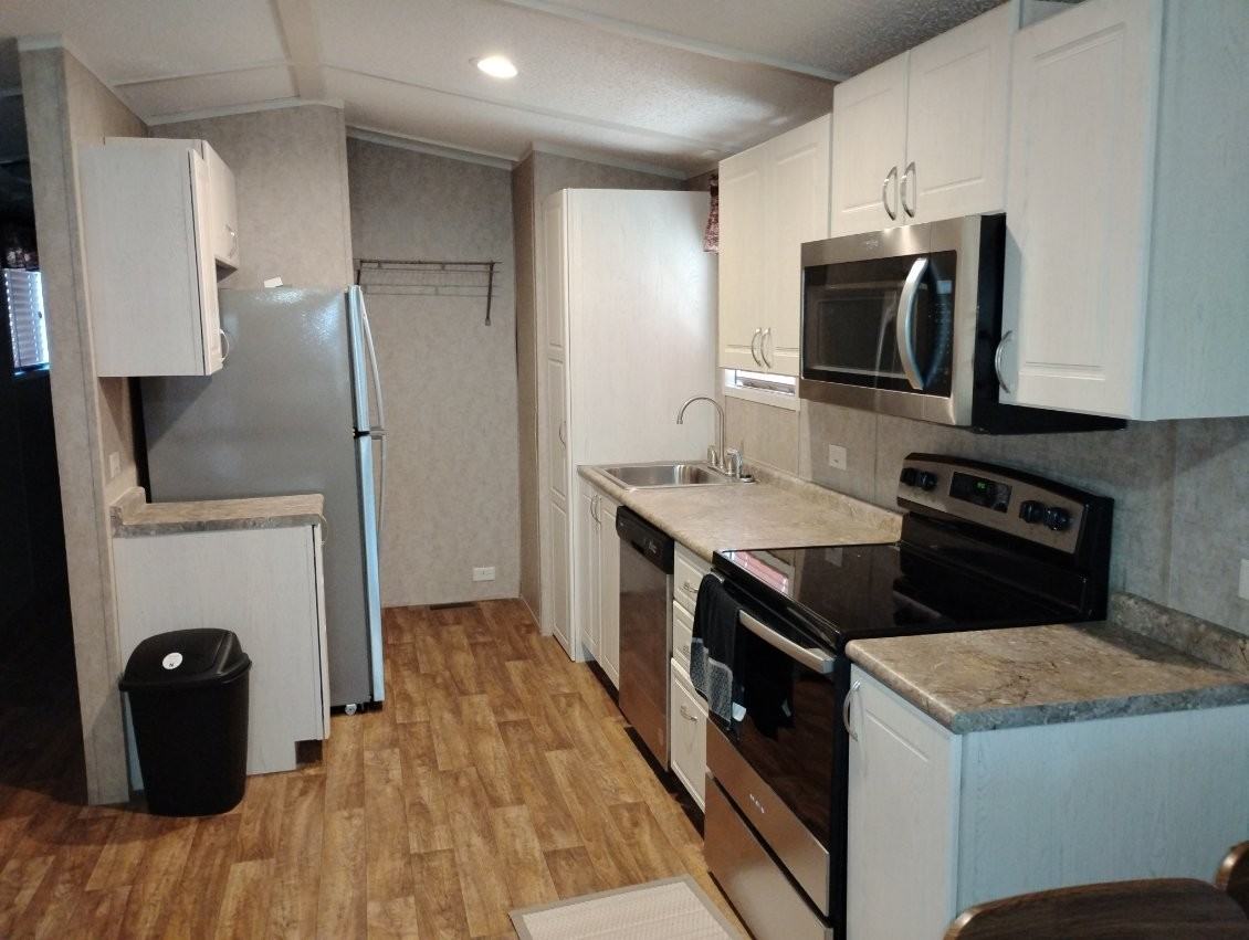 748 River Rd #21 - Photo 2 of 7