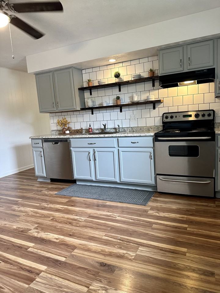 2246 Kirby Rd #3 - Photo 3 of 20