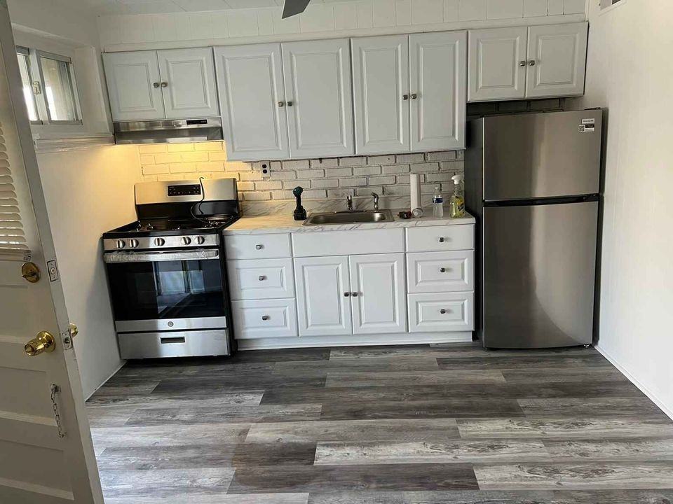 7504 School Ave #7504