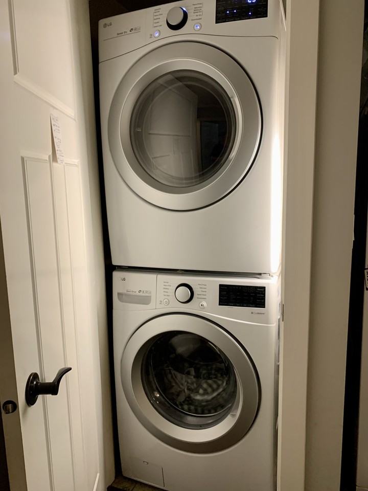 14579 60A Avenue - Photo 3 of 10