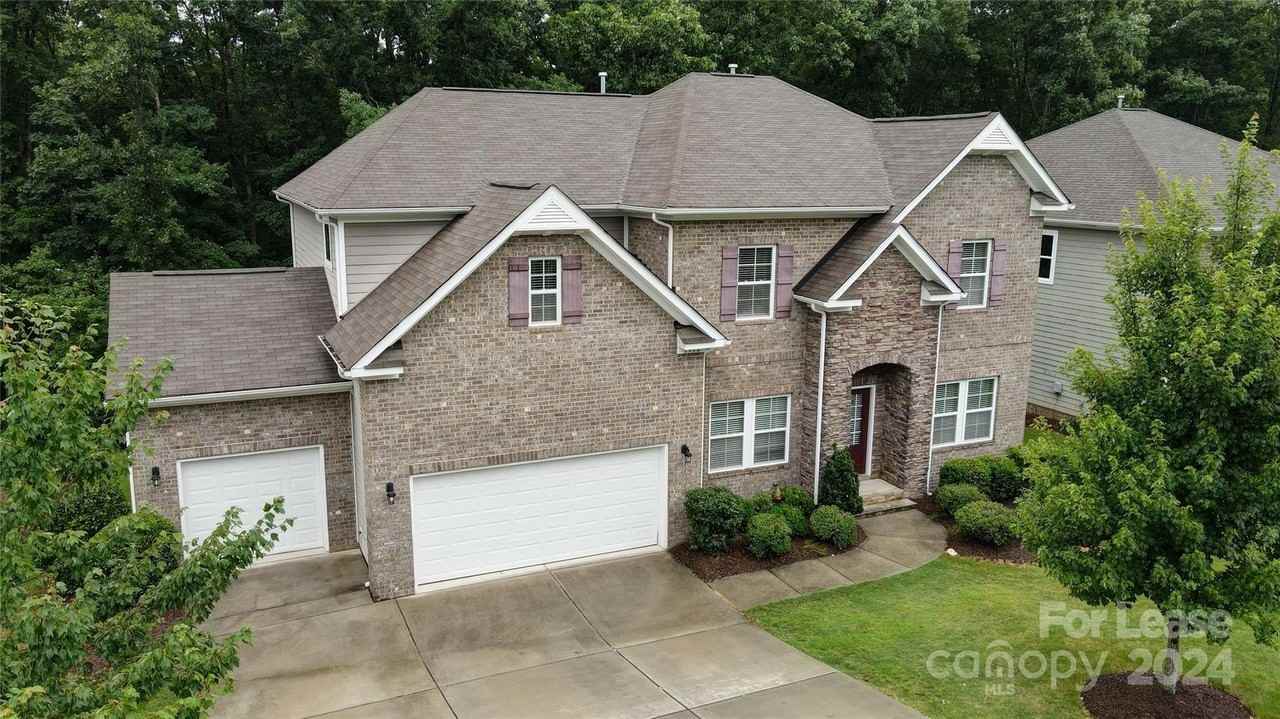 1912 Madeira Circle, Waxhaw, NC 28173 5 Bedroom Apartment for Rent