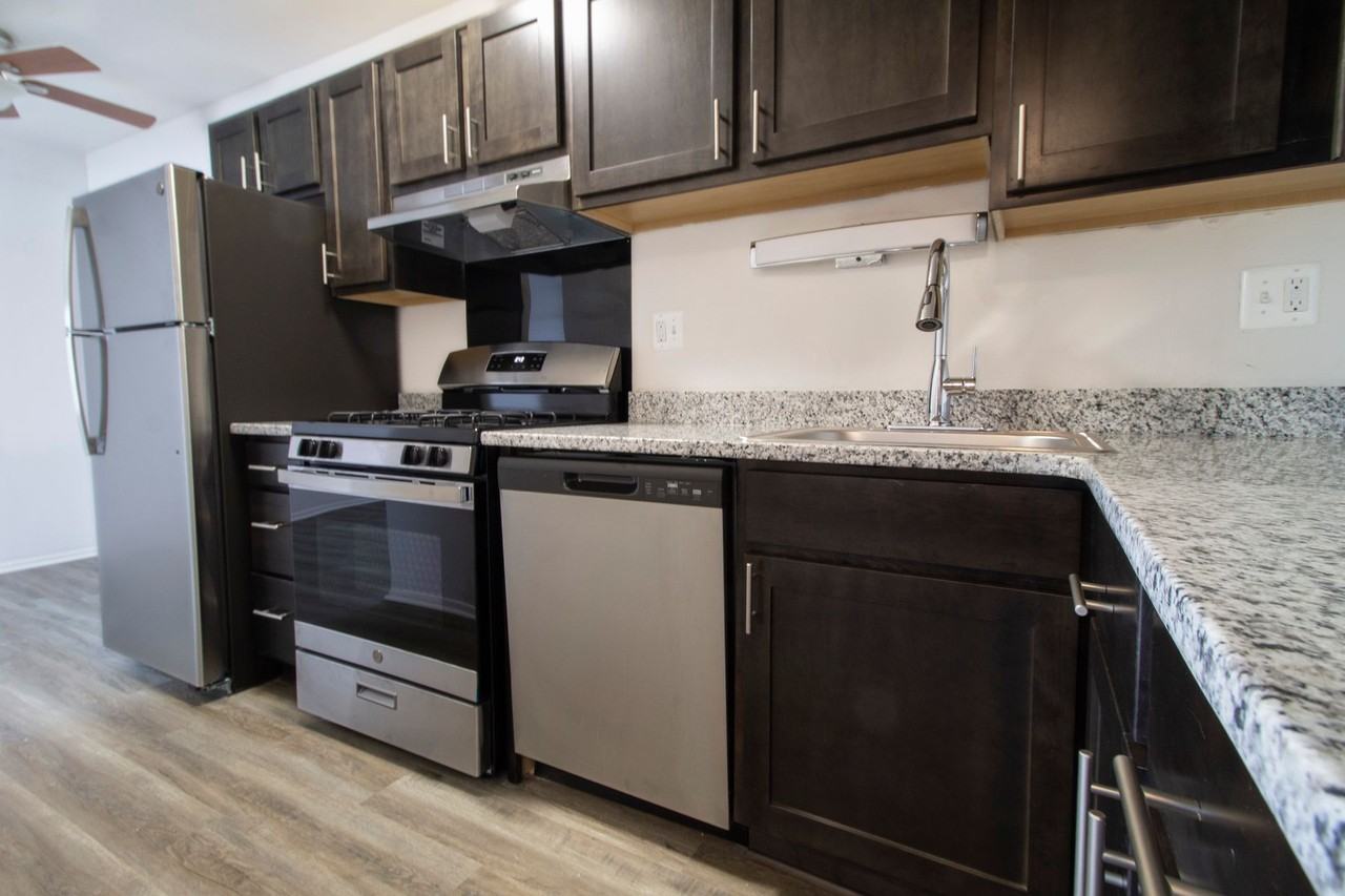 23640 Chipmunk Trail - Photo 2 of 50