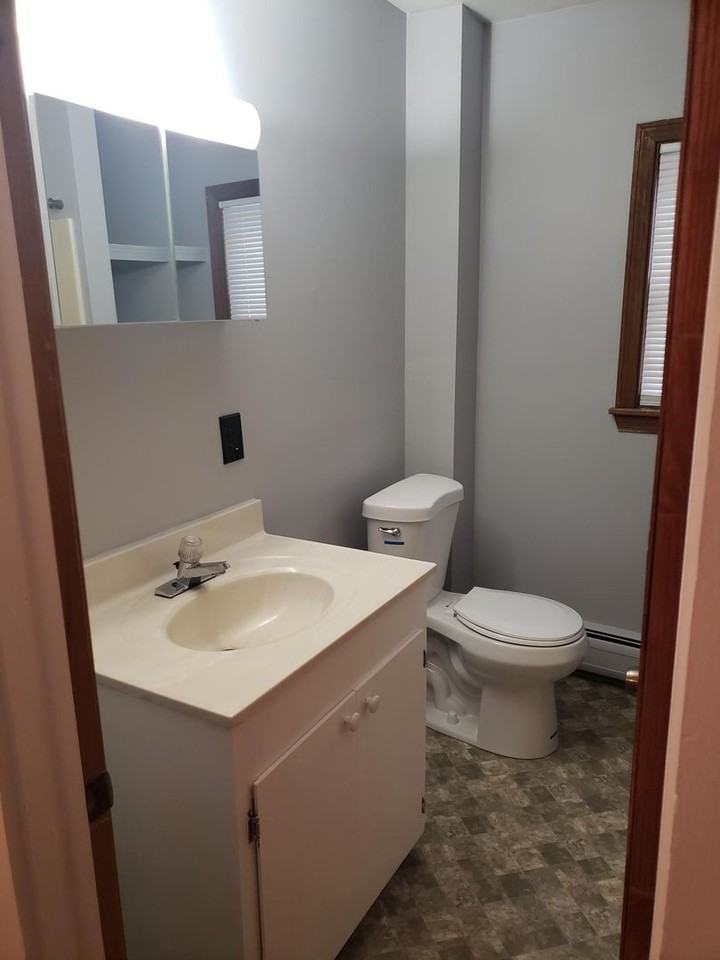 4 King's Court - Photo 2 of 9