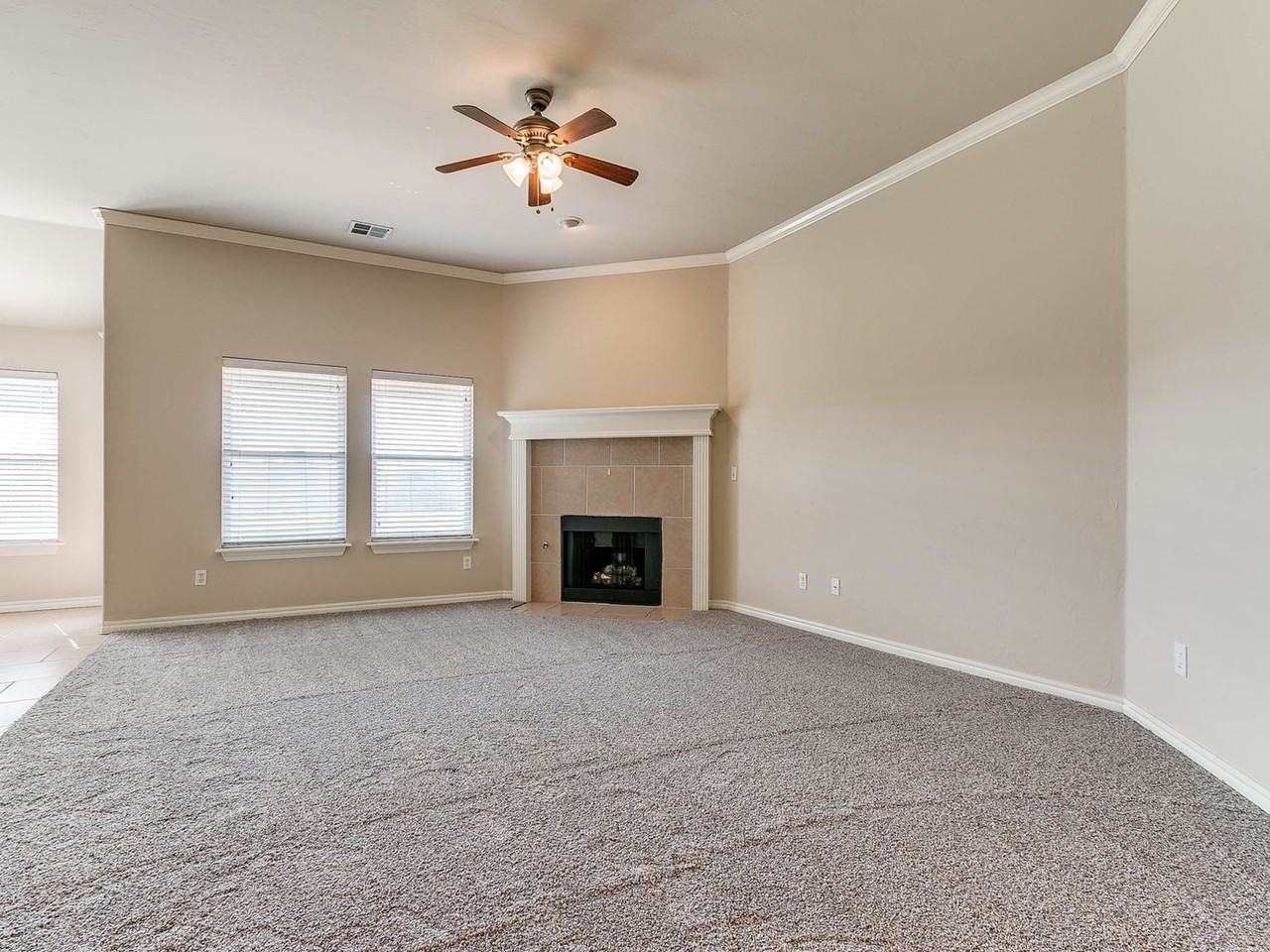 2724 Busheywood Dr - Photo 7 of 50