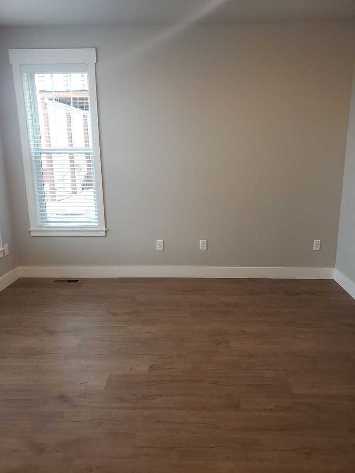 1720 Walter Creek Blvd - Photo 5 of 11