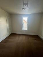 featured image of 627 E 13th St