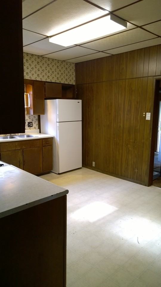 112 Sylvia St - Photo 2 of 6