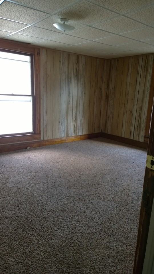 112 Sylvia St - Photo 3 of 6