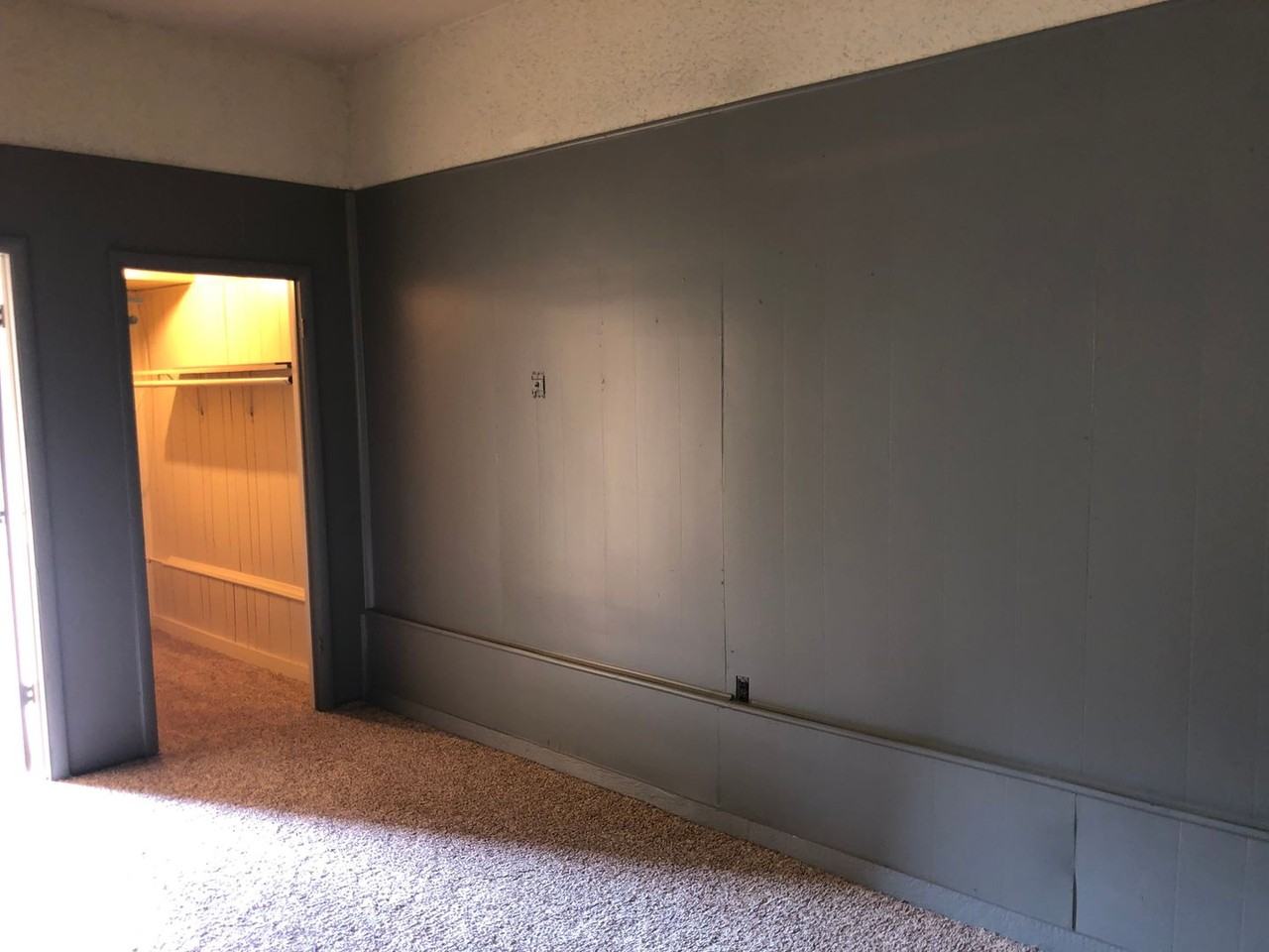 916 Nw 24th St - Photo 6 of 11