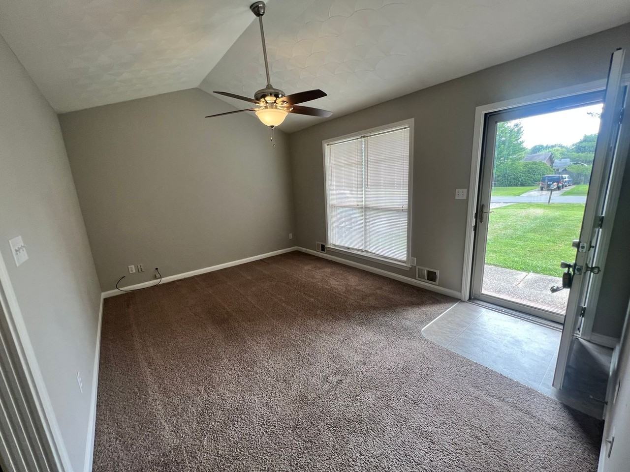 288 Boaz Lane - Photo 3 of 12