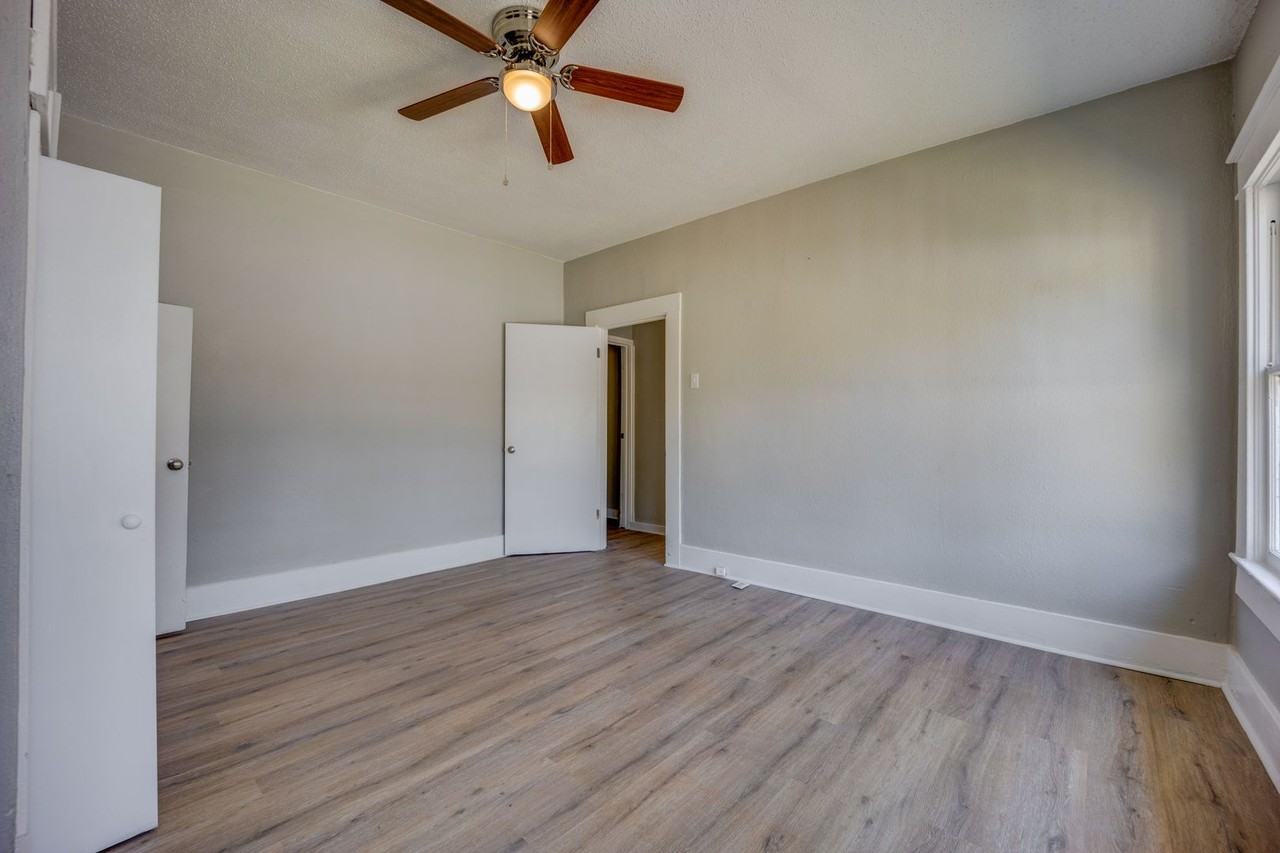 2131 S M St - Photo 3 of 15