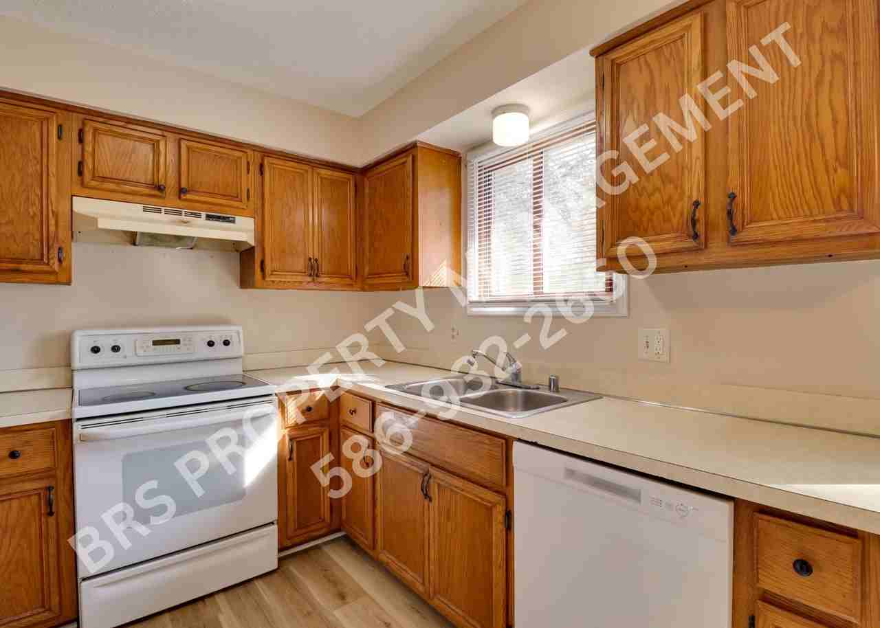 4400 Auburn Rd - Photo 2 of 12