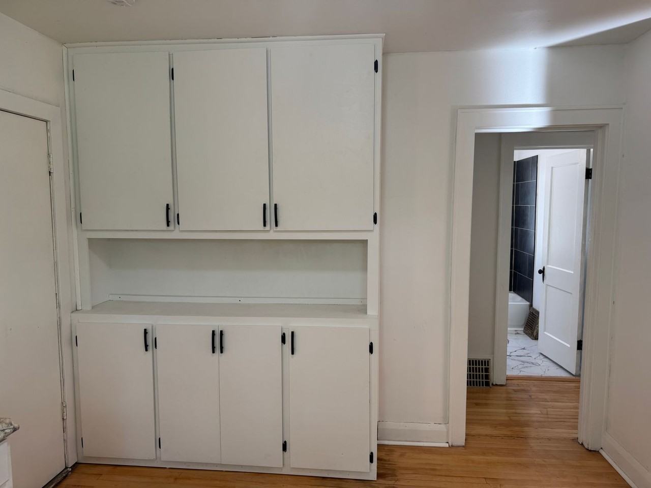 3321 N 17th St - Photo 3 of 9