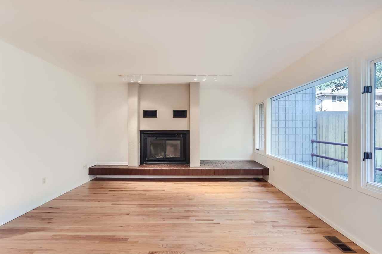 1237 Kalmia Ave - Photo 3 of 28