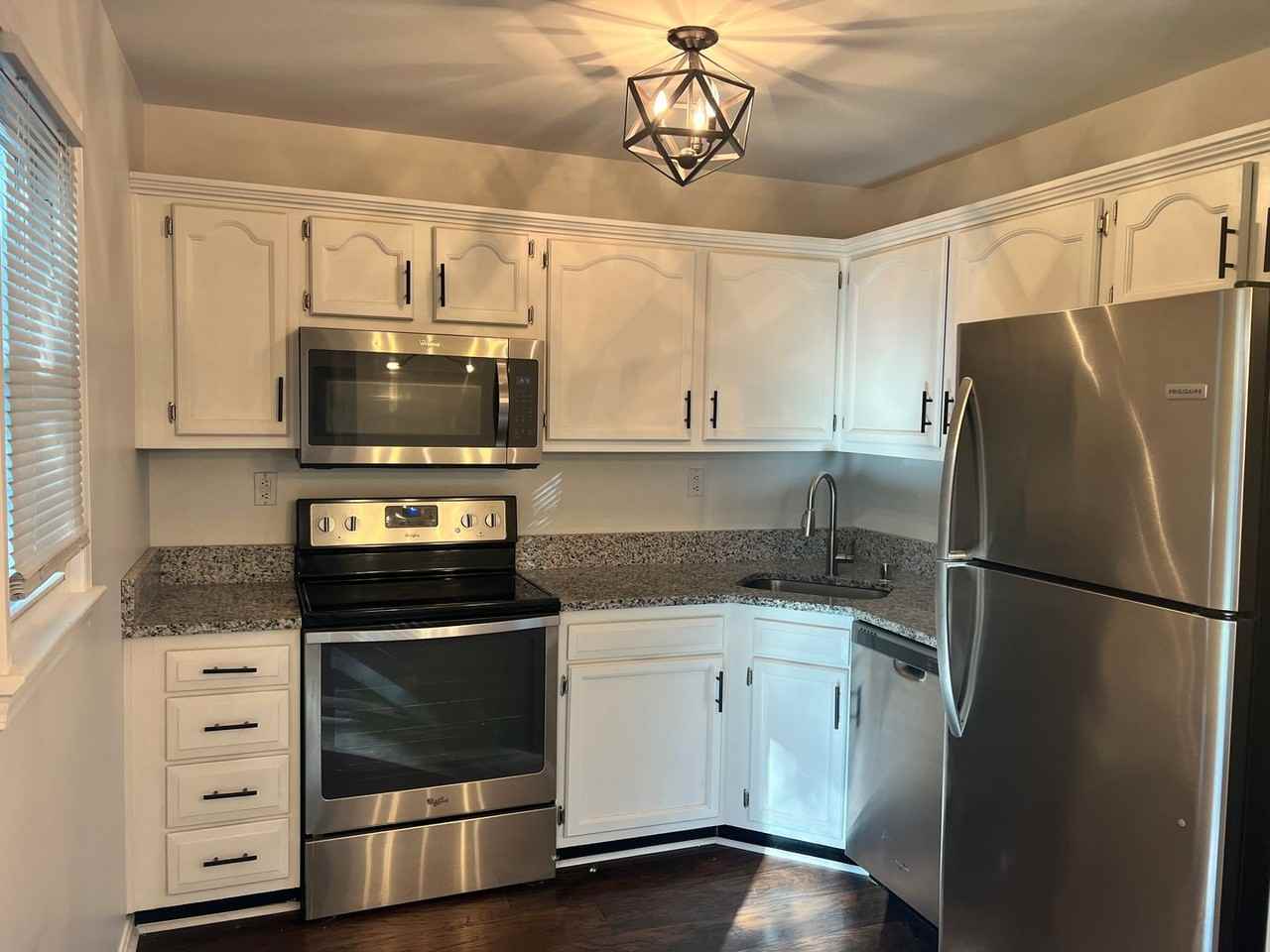 10430 Going Court - Photo 3 of 14