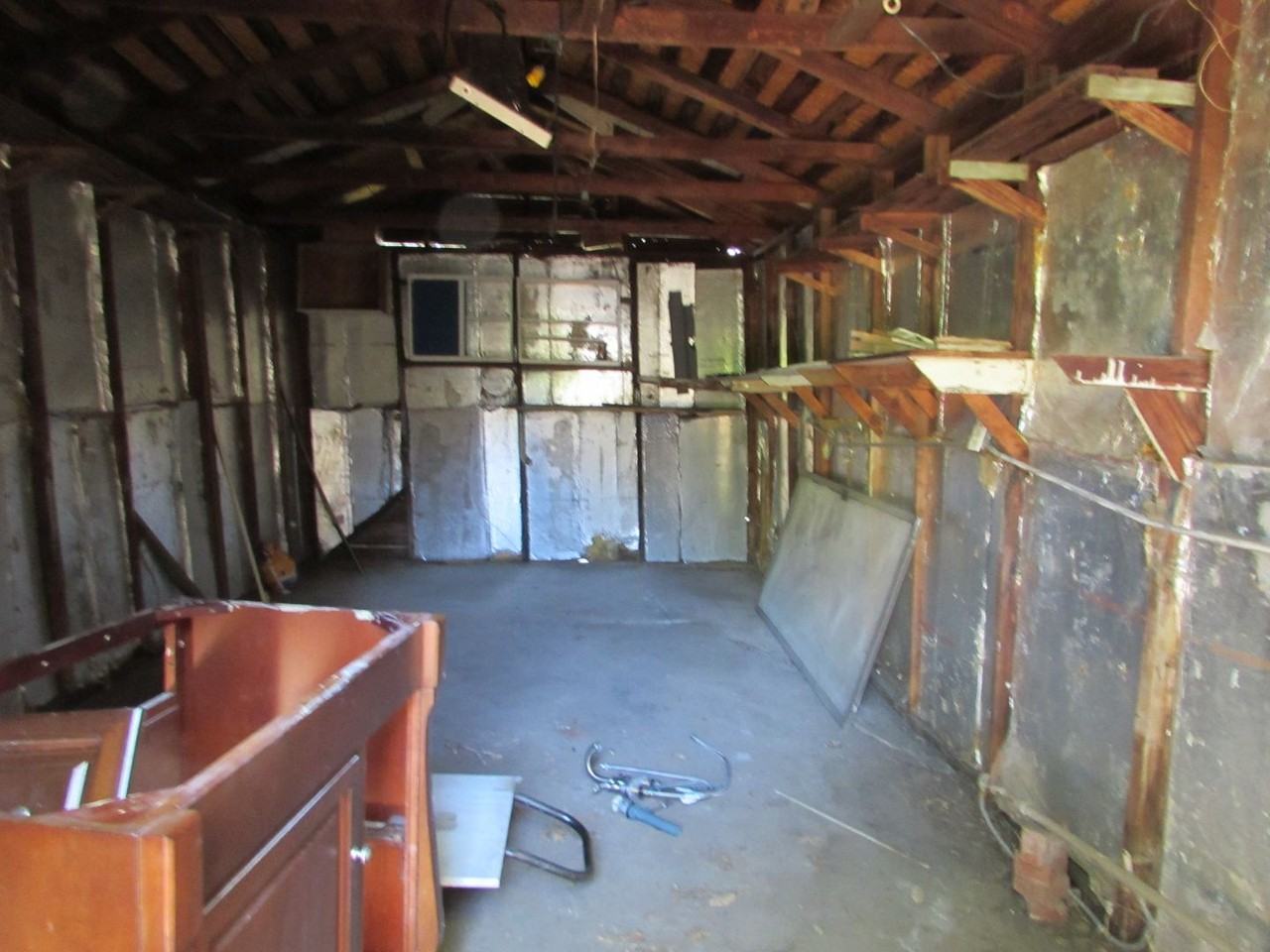 1339 S Gary Ave - Photo 7 of 10