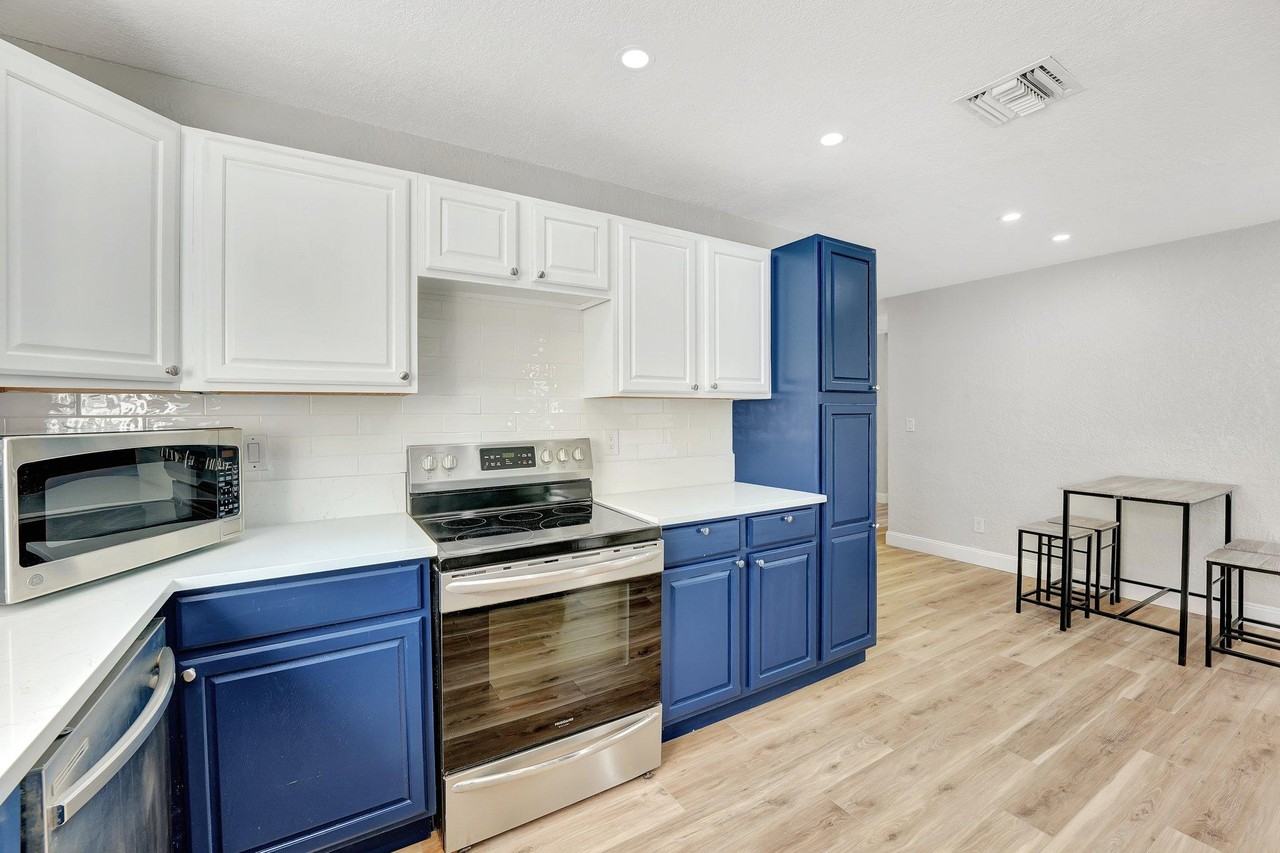 Mcclellan St - Photo 3 of 14