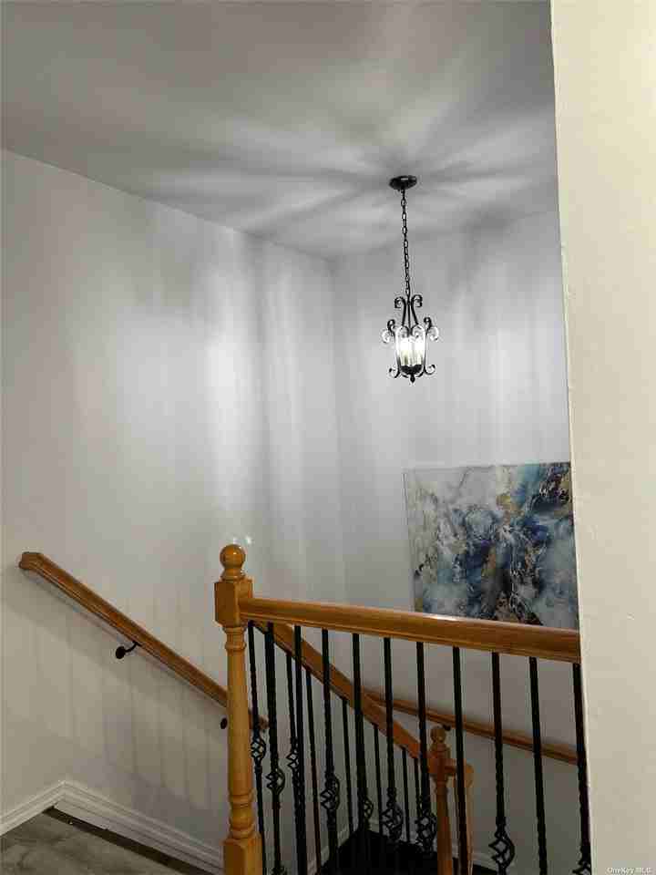 328 Feller Dr - Photo 2 of 13