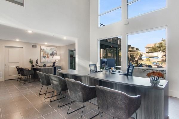 3800 on Portland Apartments - Photo 7 of 39