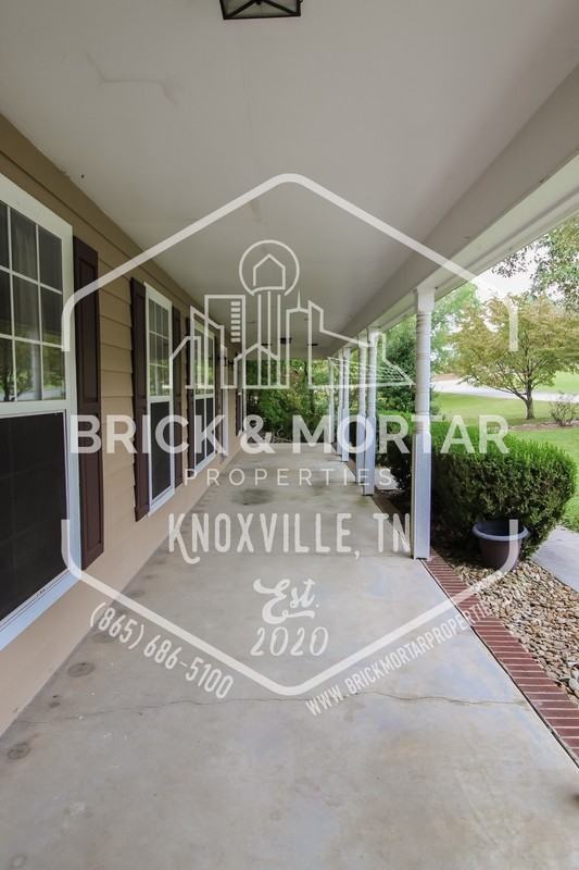 808 Pioneer Dr - Photo 7 of 50