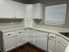 2261 Saint Augustine St - Photo 1 of 1