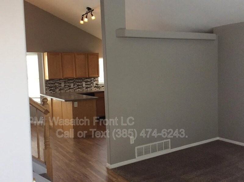 8914 S Black Pine St - Photo 6 of 21