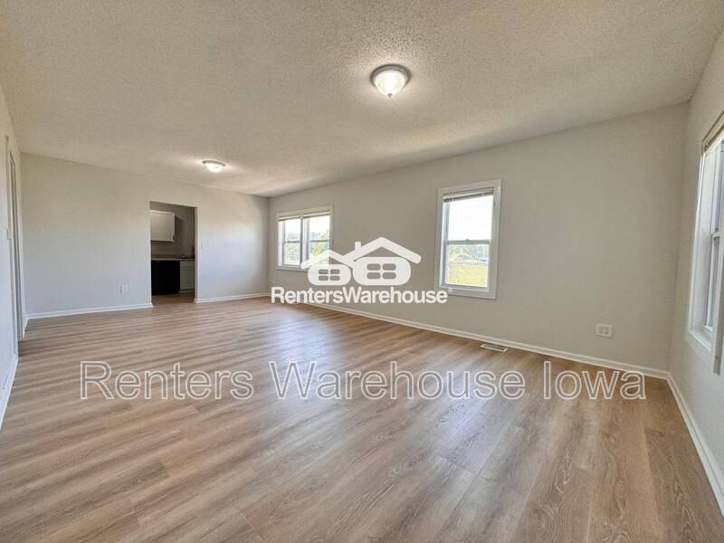 3205 E Court Ave - Photo 3 of 19