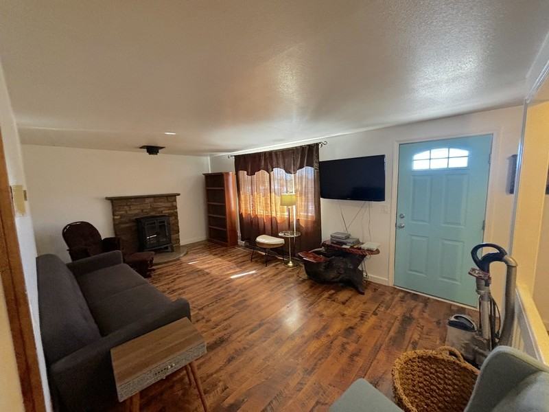 580 W Abajo Dr - Photo 2 of 23