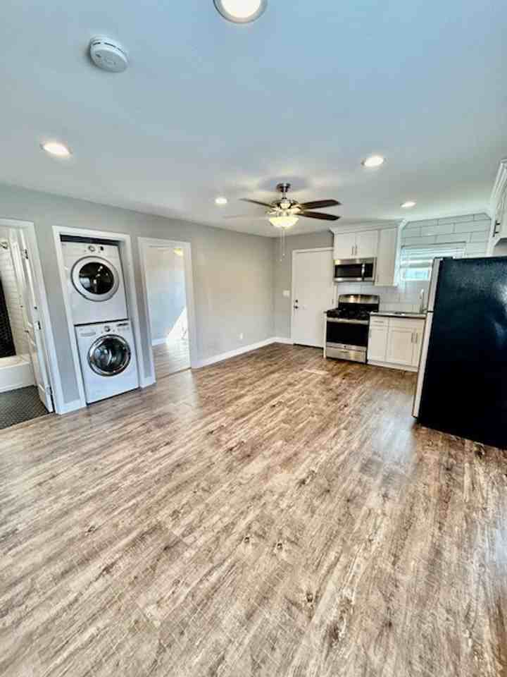 4046 Illinois St - Photo 5 of 13