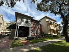 featured image of 1100 Sw 6th Ave