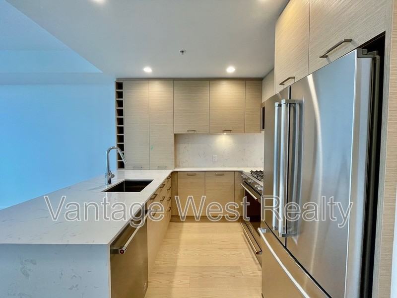 1299 Sunset Dr - Photo 3 of 22