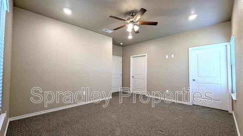 1273 Jasmine Dr Unit B - Photo 5 of 7