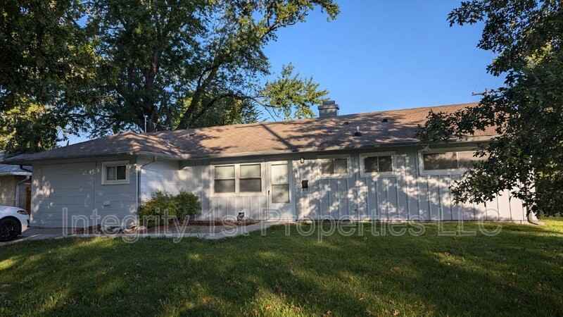 7408 E 109th St - Photo 2 of 13