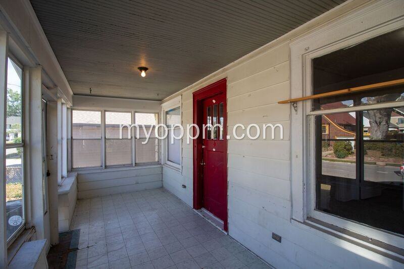 2311 Redick Ave - Photo 3 of 23