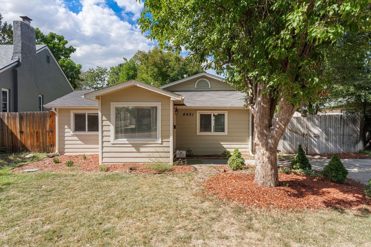 4451 S Cherokee St - Photo 2 of 32